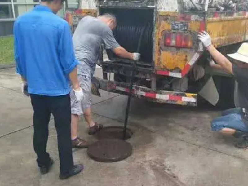 滨江西兴下水道疏通 马桶疏通水管漏水维修24时服务