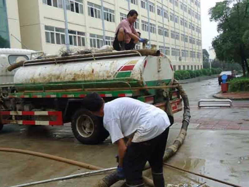 滨江新港开发区化粪池清理，抽粪，抽污水，抽泥浆